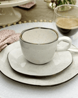 Conjunto de Chá e Sobremesa em Porcelana - 18 peças